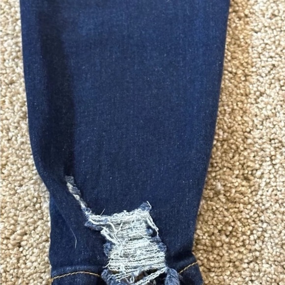 SHEIN Distressed Women’s Skinny Jeans Size 4 - Picture 8 of 9